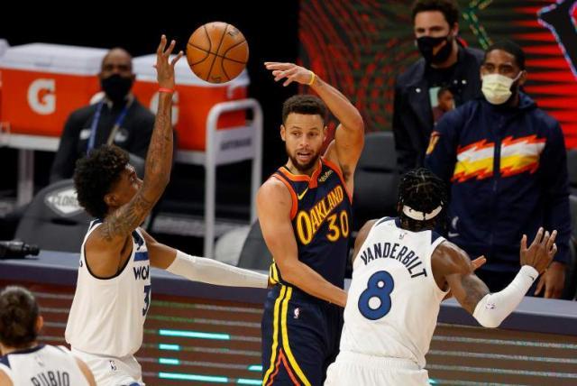 1614513230813046802.jpg Steph-Curry-2.jpg